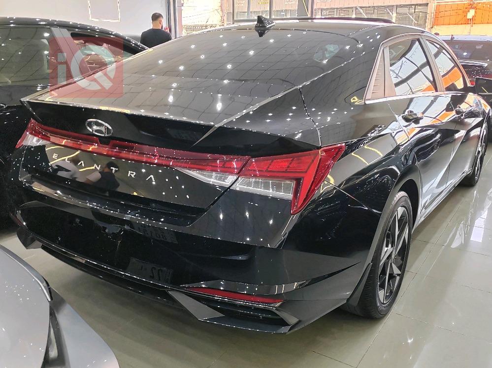 هیوندای ئەلەنترا